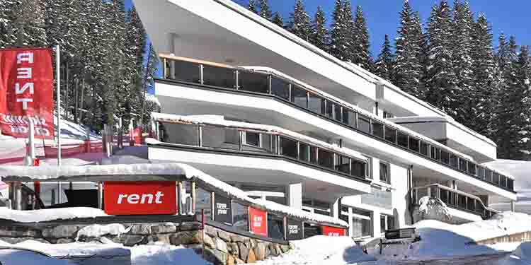 Skischule Skiverleih Chalet Apart Hochfügen Hotel Sauna Zillertal 