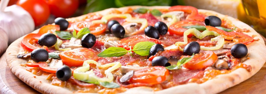 8er Alm Pizzeria Pizza Gastronomie Hochfuegen