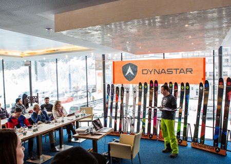 Dynastar Produktpräsentation in Hochfügen 8er Treff Vortrag Hochfuegen Zillertal